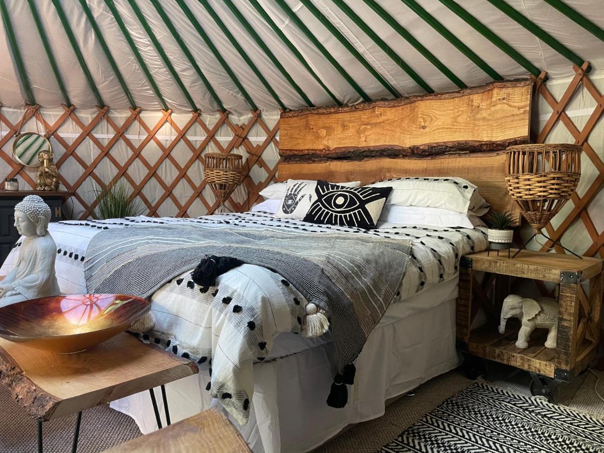 Chwilog O Dan Y Coed Luxury Yurt With Hot Tub酒店 外观 照片