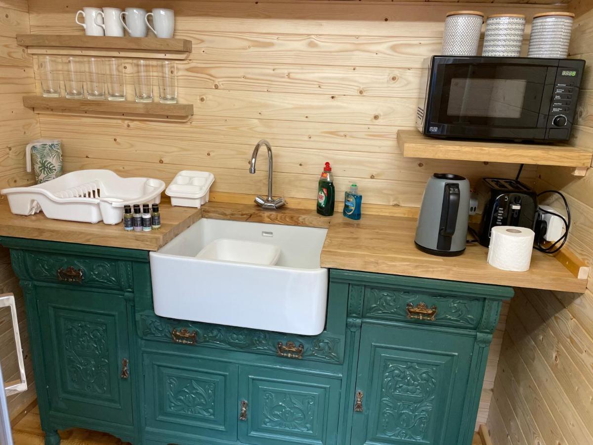Chwilog O Dan Y Coed Luxury Yurt With Hot Tub酒店 外观 照片