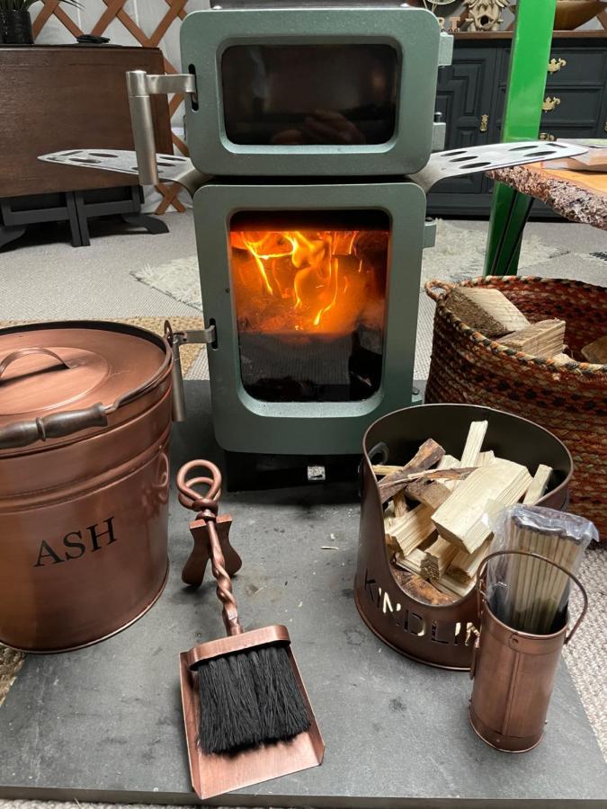 Chwilog O Dan Y Coed Luxury Yurt With Hot Tub酒店 外观 照片