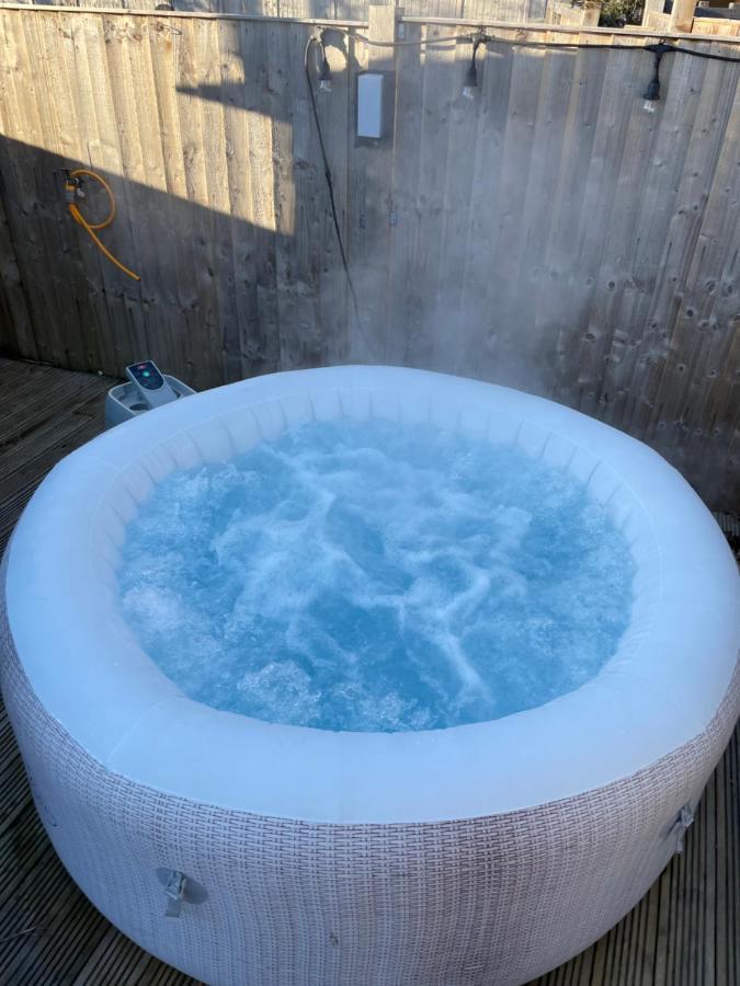 Chwilog O Dan Y Coed Luxury Yurt With Hot Tub酒店 外观 照片